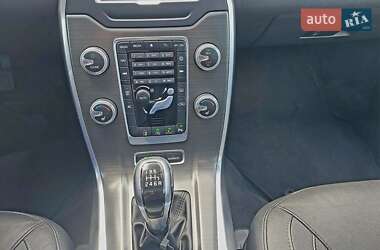 Универсал Volvo V70 2015 в 