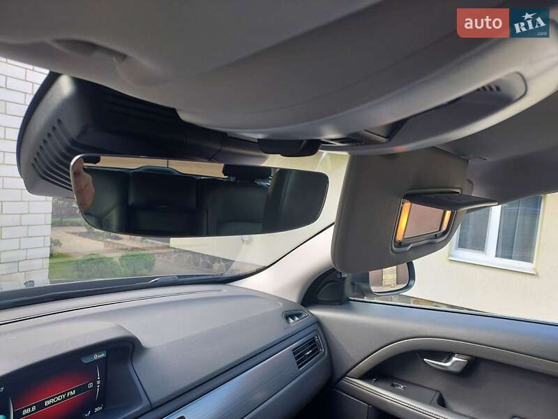 Універсал Volvo V70 2015 в Бродах