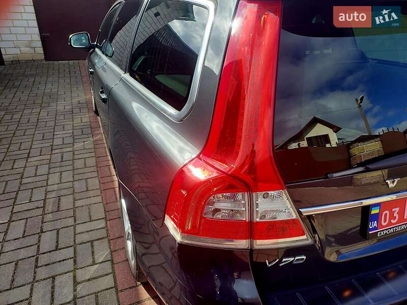 Універсал Volvo V70 2015 в Бродах