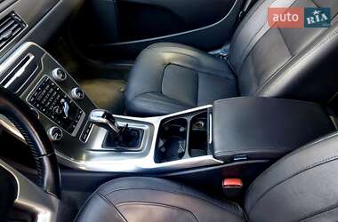 Универсал Volvo V70 2015 в 