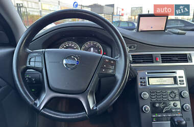 Универсал Volvo V70 2011 в 