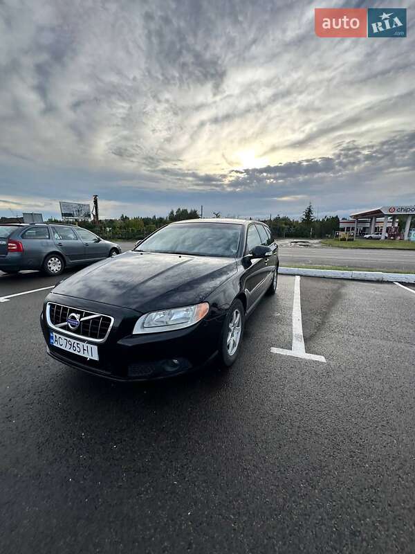 Универсал Volvo V70 2009 в Луцке фото 6 Универсал Volvo V70 2009 в Луцке