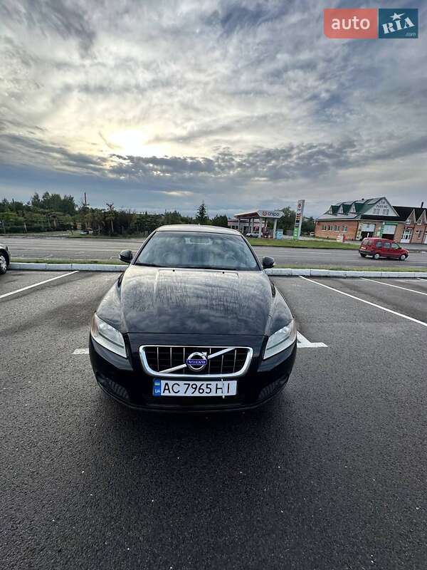 Универсал Volvo V70 2009 в Луцке фото 7 Универсал Volvo V70 2009 в Луцке