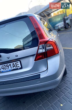 Универсал Volvo V70 2013 в 