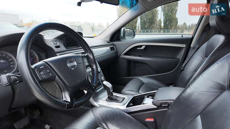 Универсал Volvo V70 2013 в Киеве