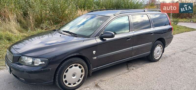 Універсал Volvo V70 2002 в  фото Універсал Volvo V70 2002 в