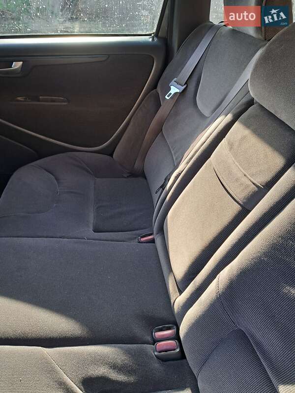 Универсал Volvo V70 2001 в Томашполе фото 9 Универсал Volvo V70 2001 в Томашполе