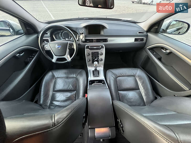 Универсал Volvo V70 2013 в Луцке фото 3 Универсал Volvo V70 2013 в Луцке