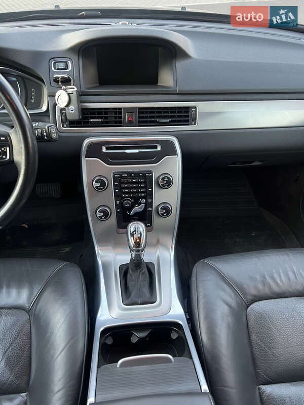 Универсал Volvo V70 2013 в Луцке фото 22 Универсал Volvo V70 2013 в Луцке