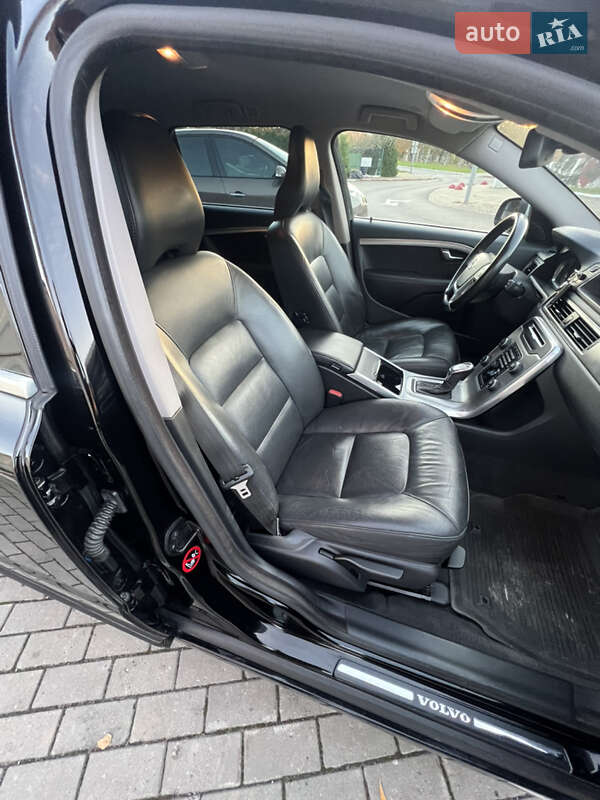 Универсал Volvo V70 2013 в Луцке фото 30 Универсал Volvo V70 2013 в Луцке