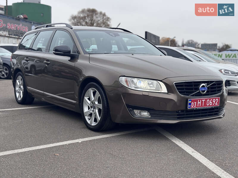 Універсал Volvo V70 2015 в Києві