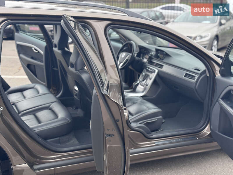 Універсал Volvo V70 2015 в Києві