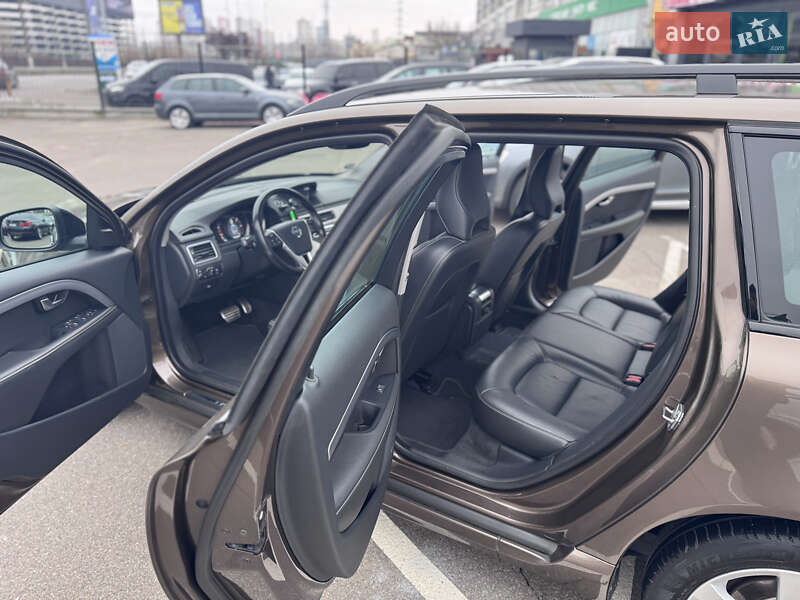 Універсал Volvo V70 2015 в Києві