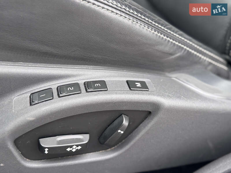 Універсал Volvo V70 2015 в Києві