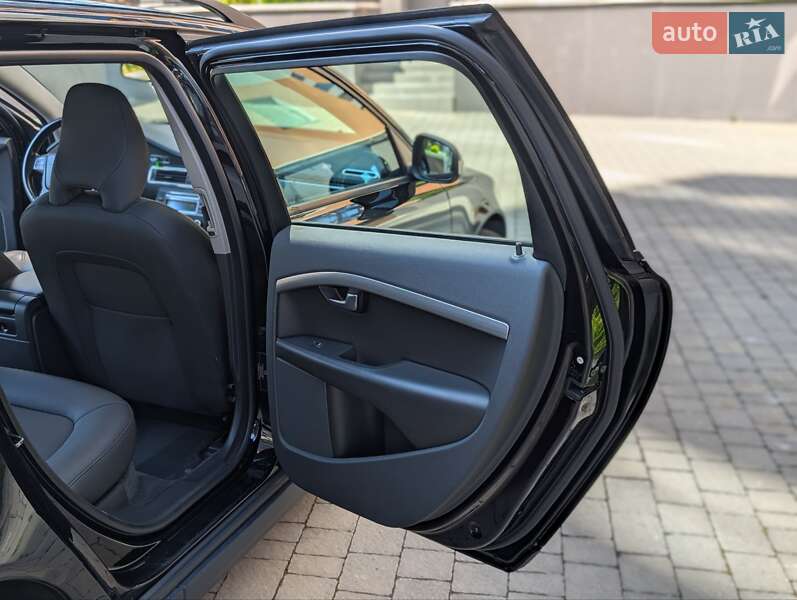 Універсал Volvo V70 2010 в Івано-Франківську фото 42 Універсал Volvo V70 2010 в Івано-Франківську