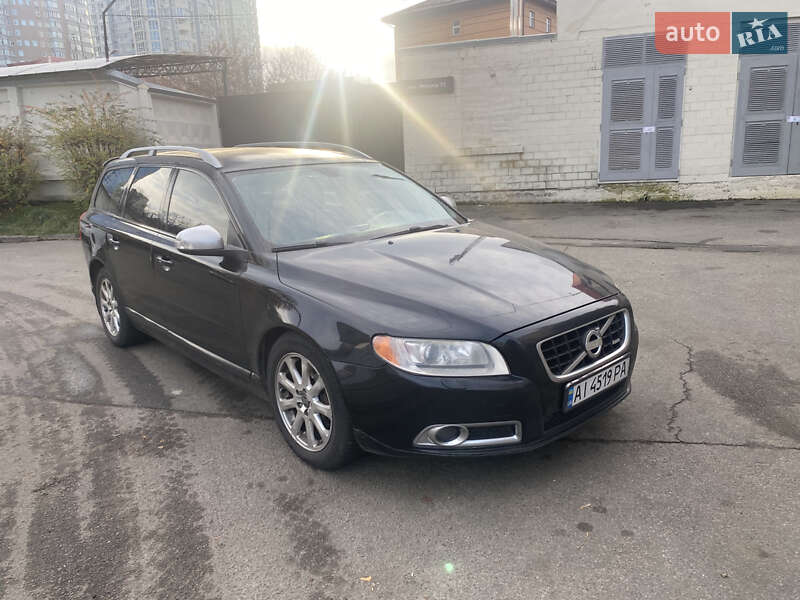 Универсал Volvo V70 2011 в Киеве фото 3 Универсал Volvo V70 2011 в Киеве
