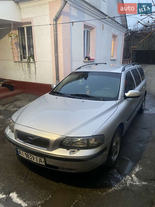 Volvo V70 2000