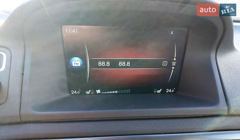 Универсал Volvo V70 2016 в Бродах фото 48 Универсал Volvo V70 2016 в Бродах