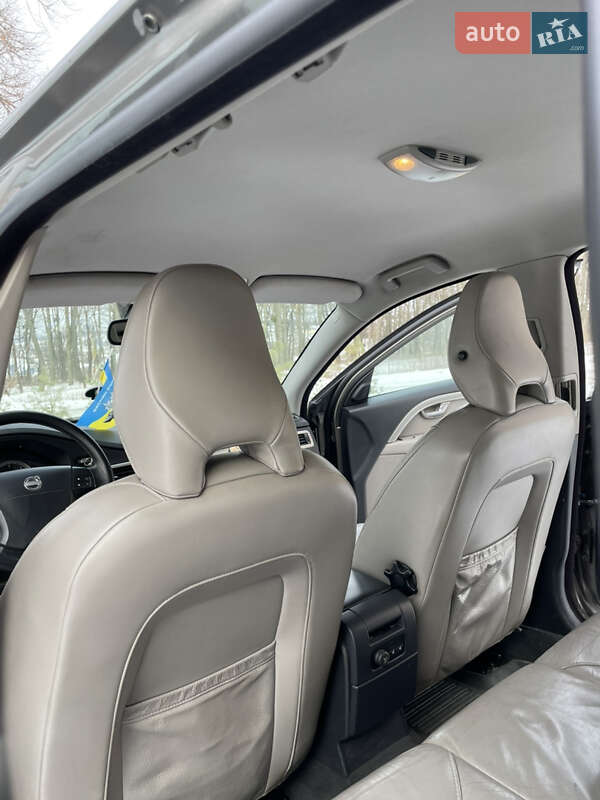 Универсал Volvo V70 2009 в Звенигородке фото 45 Универсал Volvo V70 2009 в Звенигородке
