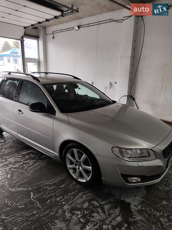 Универсал Volvo V70 2016 в Тернополе