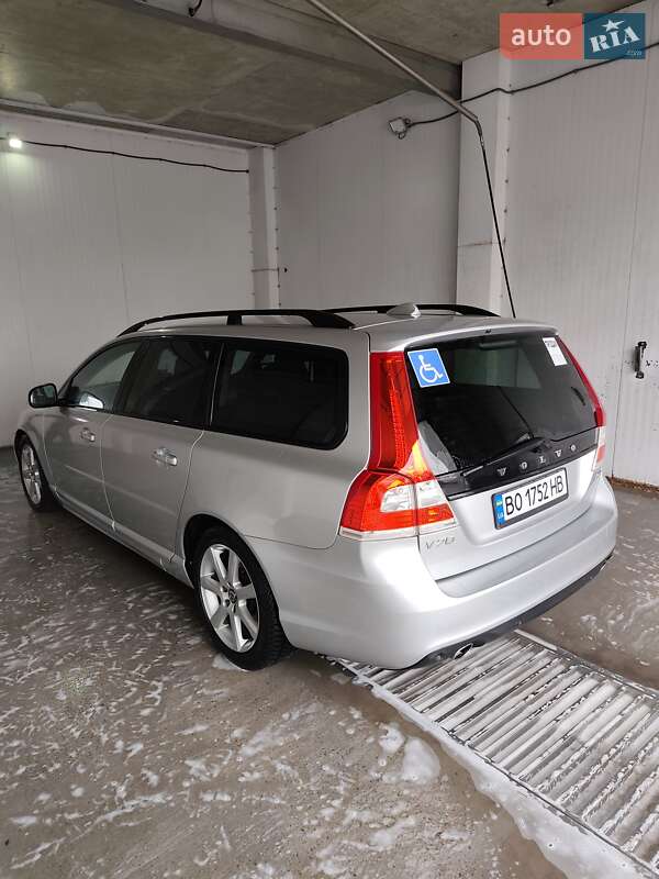 Универсал Volvo V70 2016 в Тернополе
