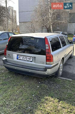 Універсал Volvo V70 2002 в Івано-Франківську