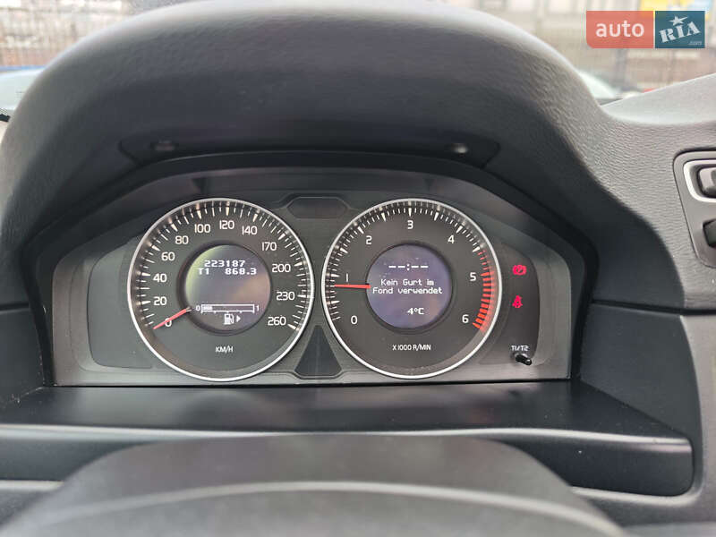 Универсал Volvo V70 2012 в Киеве фото 30 Универсал Volvo V70 2012 в Киеве