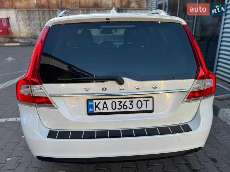 Универсал Volvo V70 2013 в Киеве