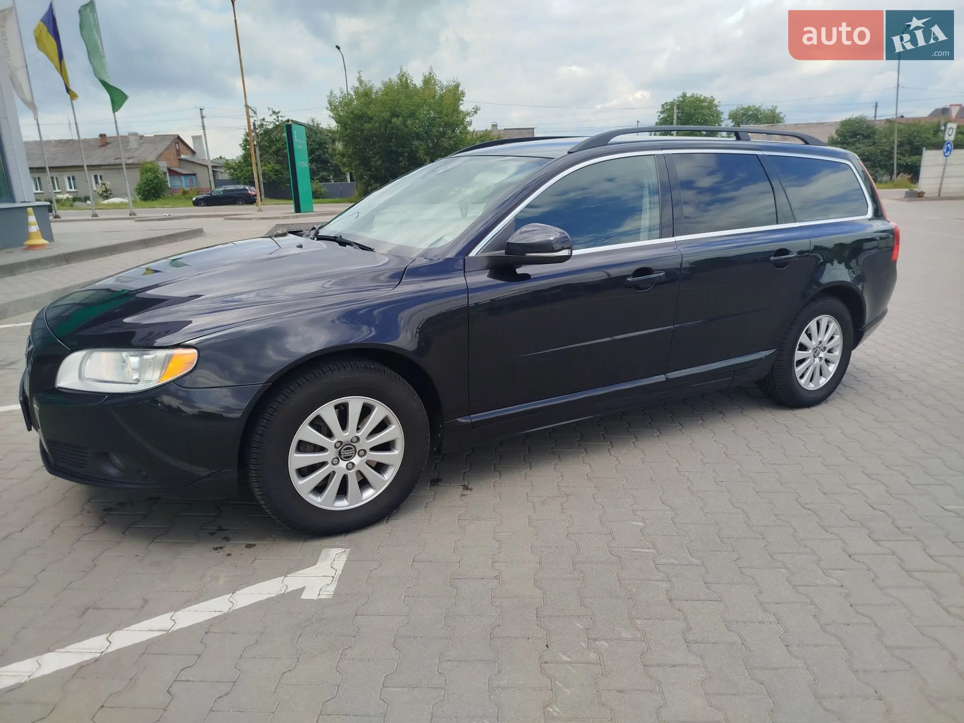 2011 Volvo V70 - мініатюра 11