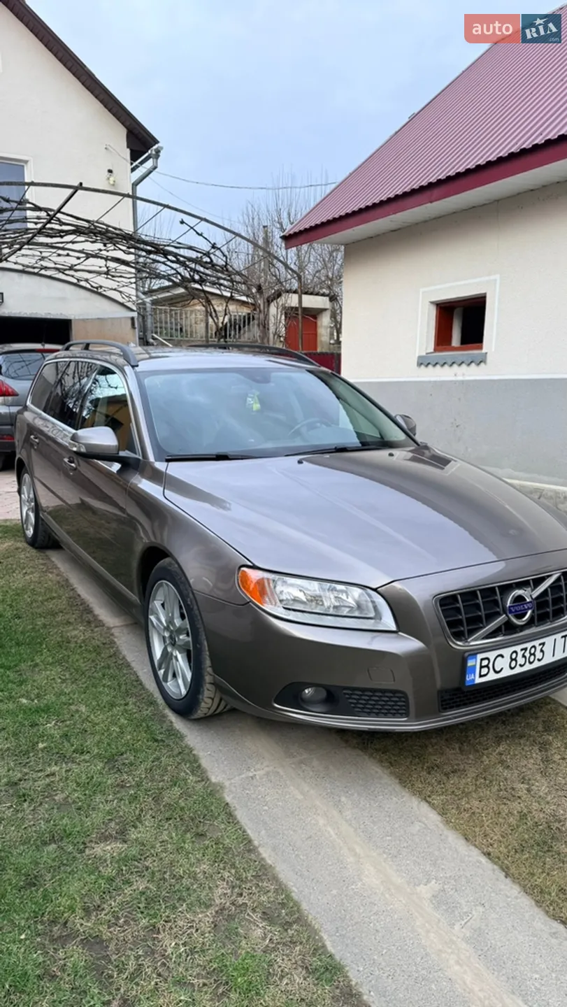 2010 Volvo V70 - мініатюра 6