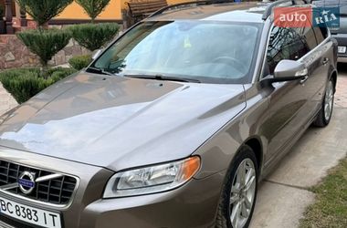 Универсал Volvo V70 2010 в Гусятине