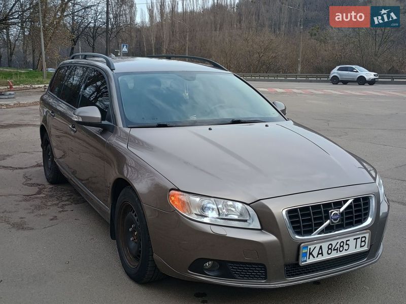 Універсал Volvo V70 2008 в Києві