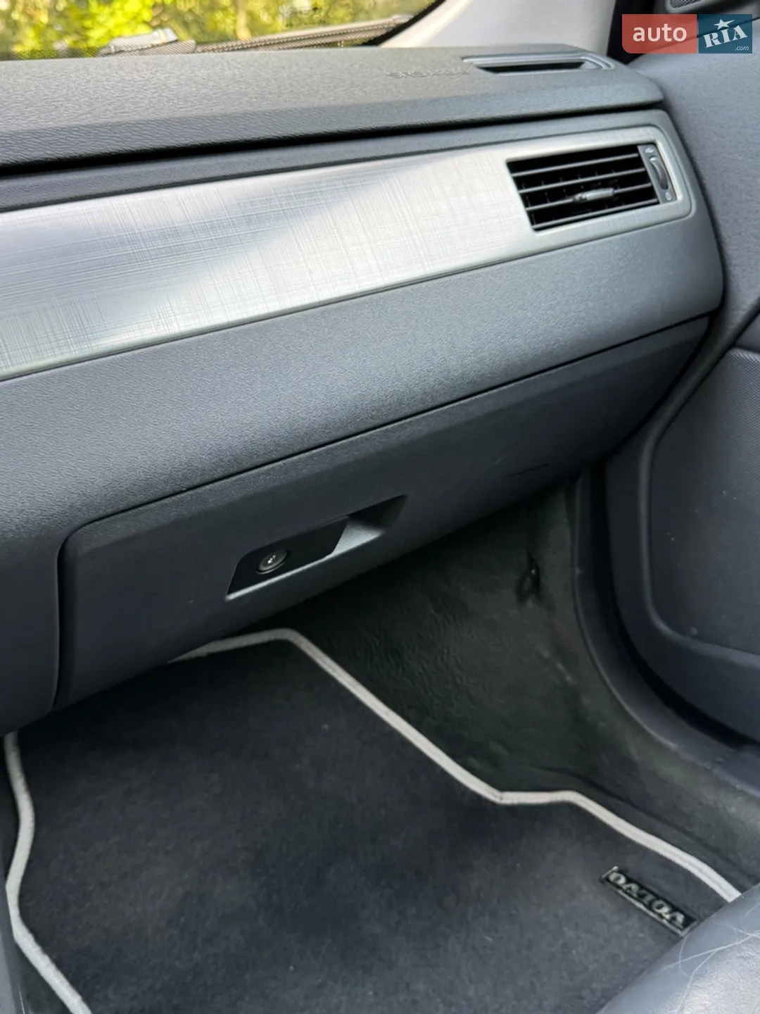 2010 Volvo V70 - мініатюра 13