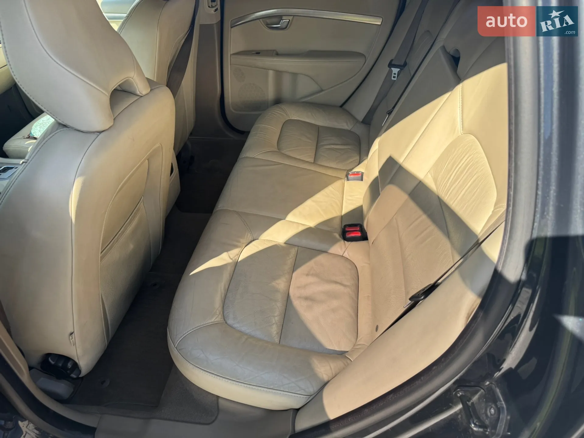 2011 Volvo V70 - мініатюра 15