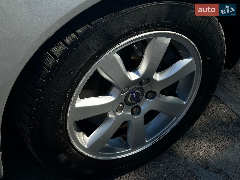 Универсал Volvo V70 2011 в Белогородке