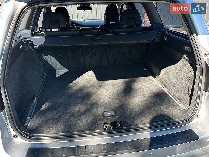 Универсал Volvo V70 2011 в Белогородке