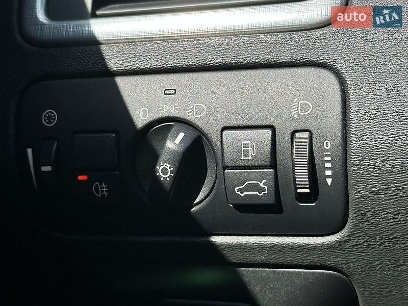 Универсал Volvo V70 2011 в Белогородке
