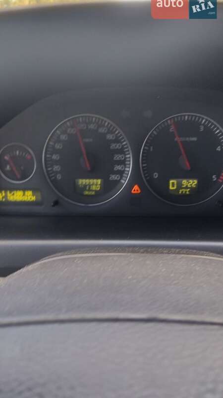 Универсал Volvo V70 2004 в Костополе