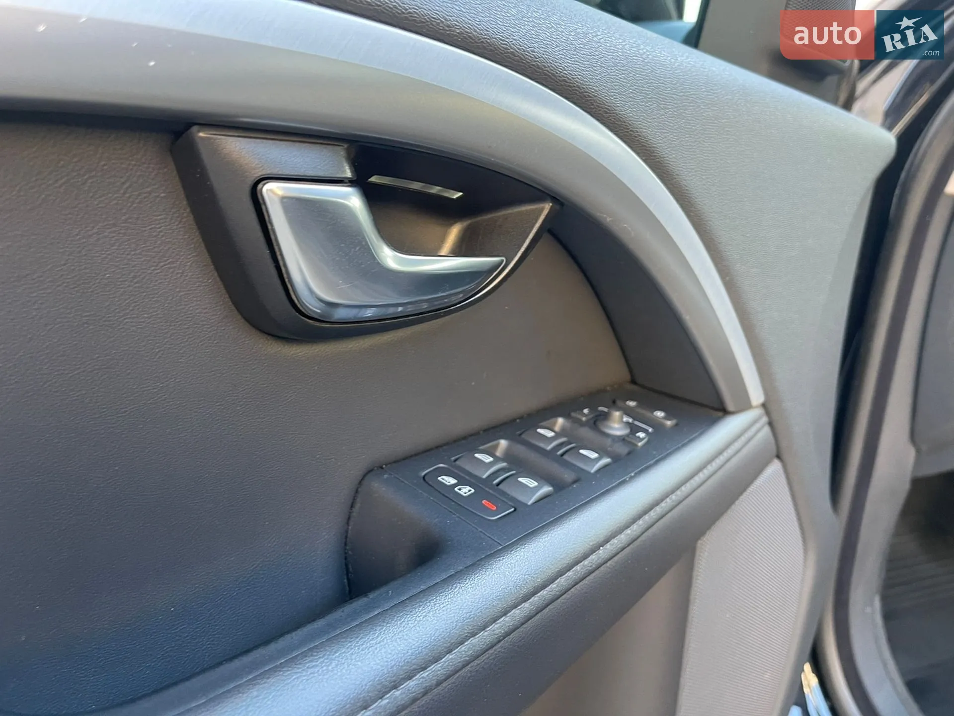 2013 Volvo V70 - мініатюра 32