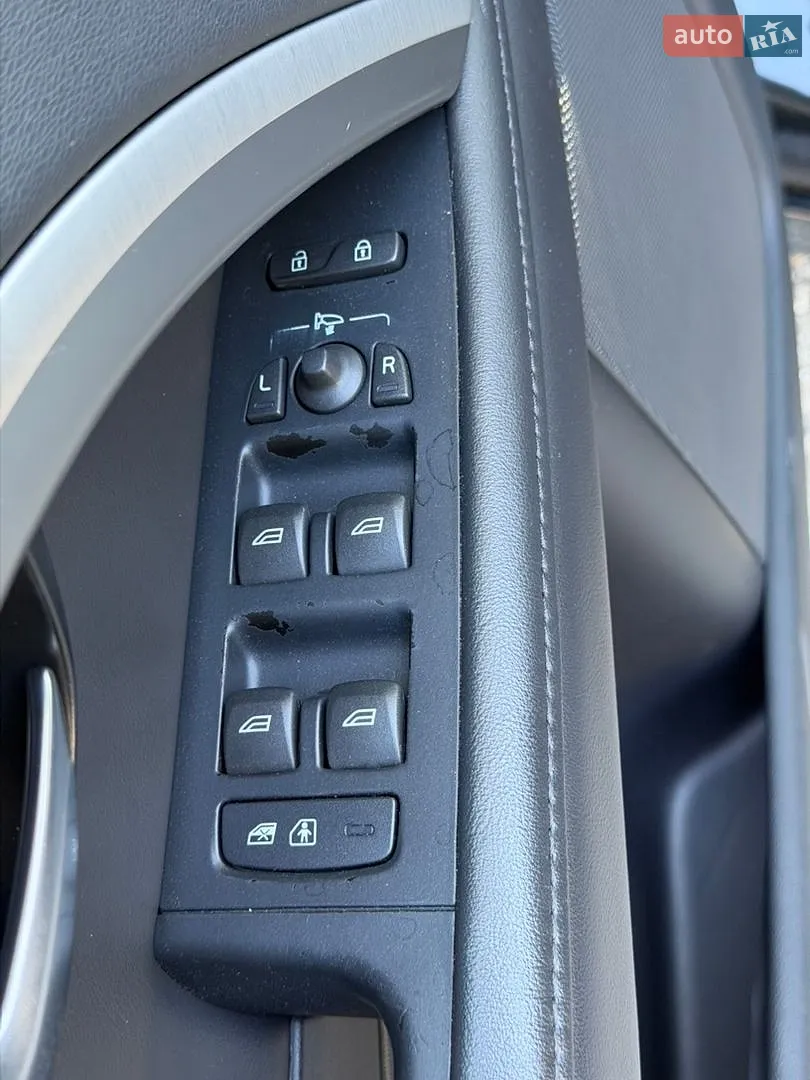 2012 Volvo V70 - мініатюра 18
