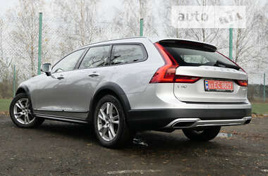 Универсал Volvo V90 Cross Country 2019 в Львове