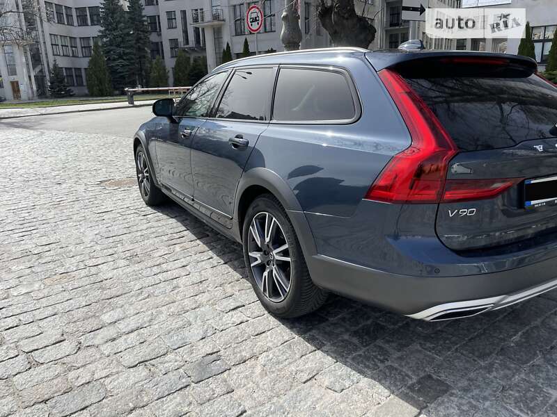 Универсал Volvo V90 Cross Country 2020 в Харькове