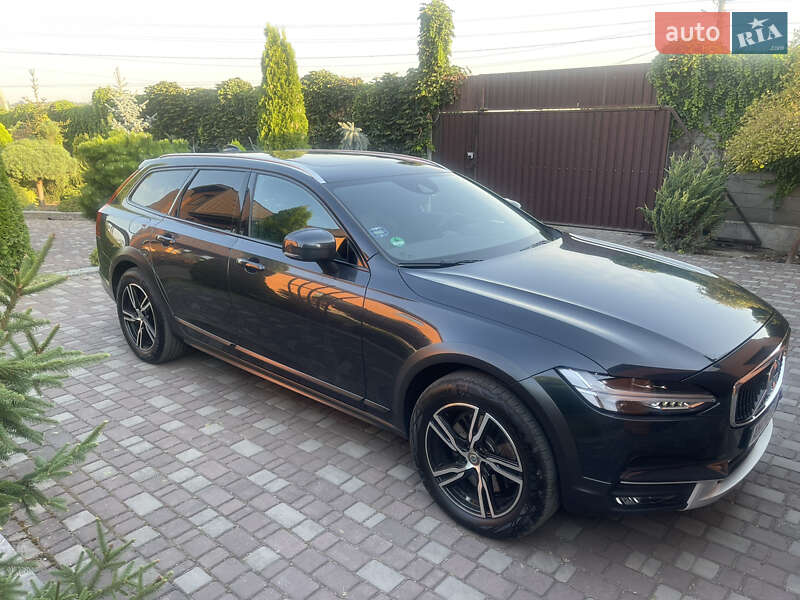Volvo V90 Cross Country 2018