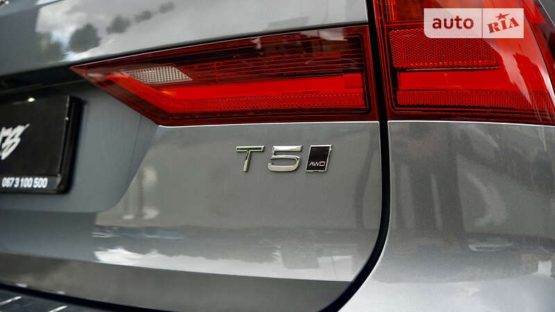 Универсал Volvo V90 Cross Country 2017 в Львове фото 17 Универсал Volvo V90 Cross Country 2017 в Львове