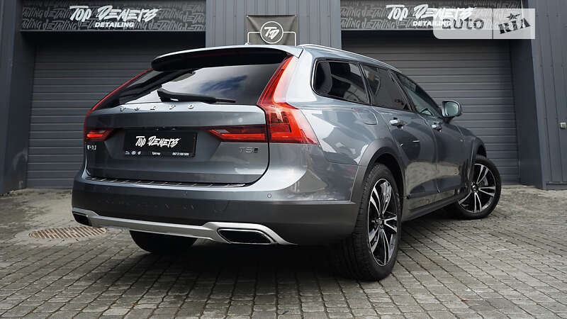 Универсал Volvo V90 Cross Country 2017 в Львове фото 19 Универсал Volvo V90 Cross Country 2017 в Львове
