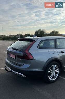 Универсал Volvo V90 Cross Country 2017 в Ровно