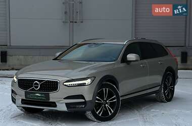 Универсал Volvo V90 Cross Country 2017 в Киеве