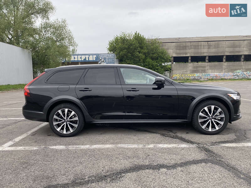 Універсал Volvo V90 Cross Country 2020 в Полтаві