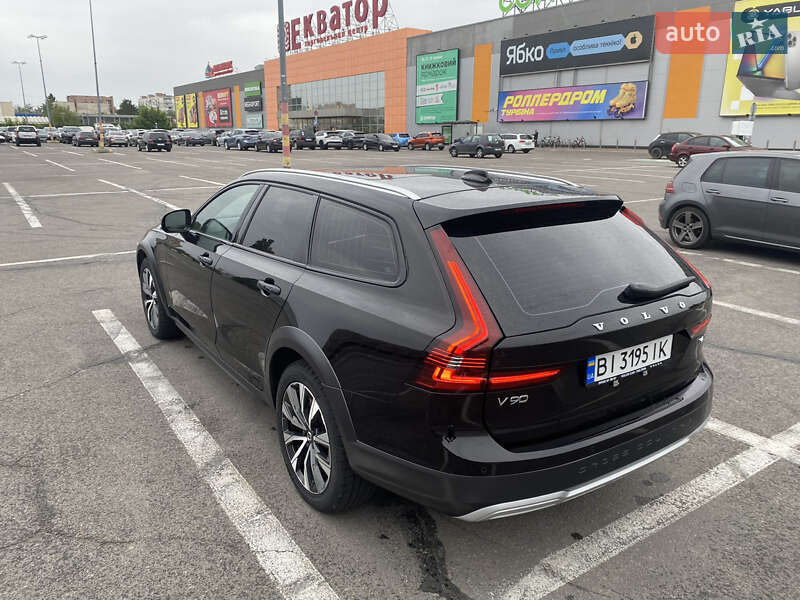 Універсал Volvo V90 Cross Country 2020 в Полтаві