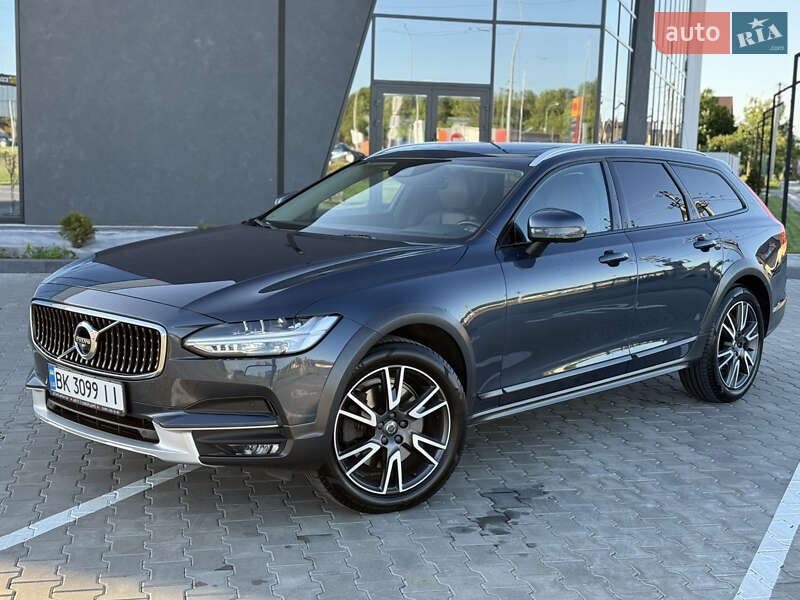 Универсал Volvo V90 Cross Country 2018 в Луцке
